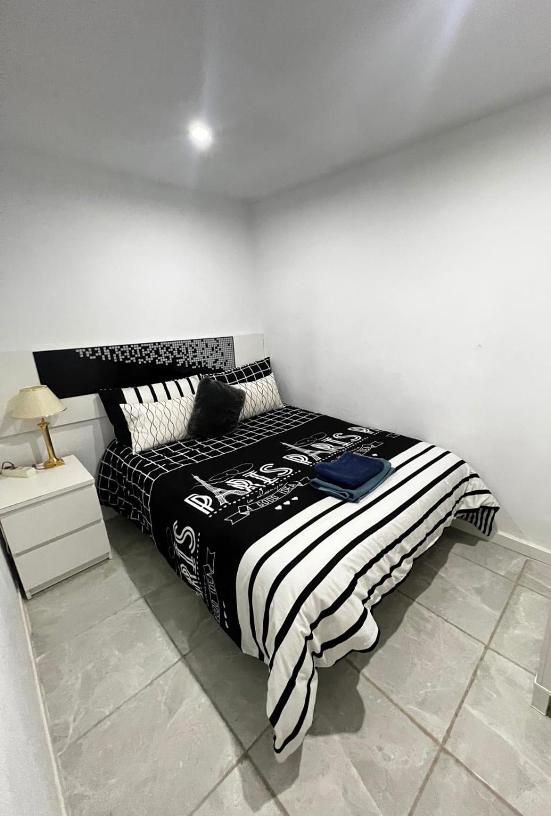 Apartament Apartamento Centrico Economico En Berga P1 Zewnętrze zdjęcie